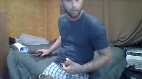 switchleg242 online show from 15, 4, 2026