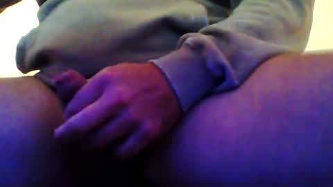 Snapshot of syd13 chatting on 12, 10, 2025 syd13 online show from 12, 10, 2025