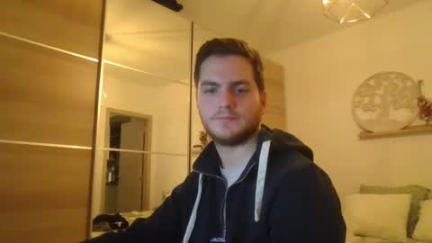 Snapshot of syl092 chatting on 16, 12, 2024 syl092 online show from 16, 12, 2024