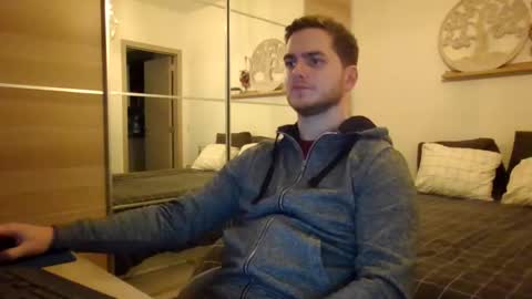 Snapshot of syl092 chatting on 9, 1, 2025 syl092 online show from 9, 1, 2025