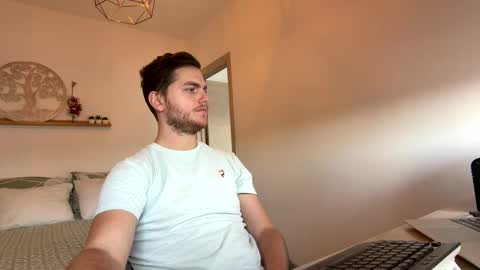 Snapshot of syl092 chatting on 19, 1, 2026 syl092 online show from 19, 1, 2026