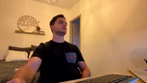 syl092 online show from 24, 3, 2026