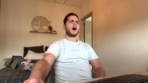 syl092 online show from 15, 4, 2026