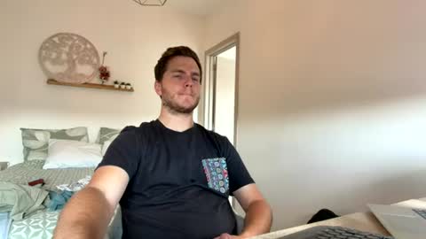 syl092 online show from 14, 7, 2026