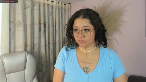 Snapshot of sylvara_bx chatting on 22, 6, 2026 online show from 22, 6, 2026