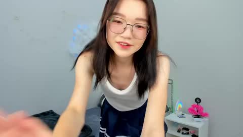 Snapshot of syuri_sun chatting on 4, 6, 2026 Yuki online show from 4, 6, 2026