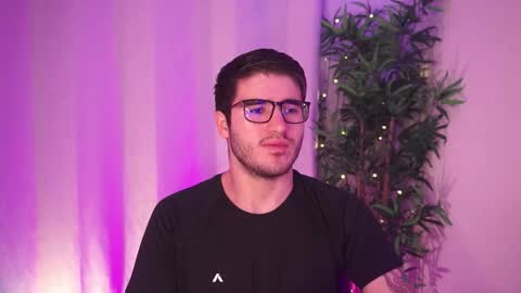 t0ny_wylie online show from 13, 3, 2026