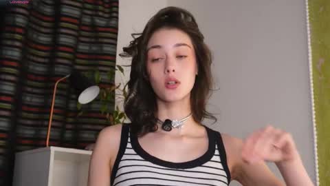 Snapshot of t_tragedienne chatting on 4, 11, 2025 Heeey im Helena3 -- fav555100333 -- pvts only premium and after my public show 3 online show from 4, 11, 2025