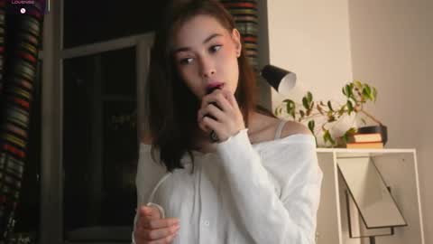 Snapshot of t_tragedienne chatting on 20, 12, 2025 Heeey im Helena3 -- fav555100333 -- pvts only premium and after my public show 3 online show from 20, 12, 2025