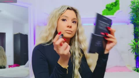 Snapshot of taahiraarabian chatting on 7, 1, 2025 Arianna online show from 7, 1, 2025