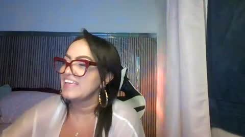 yameil online show from 24, 6, 2026