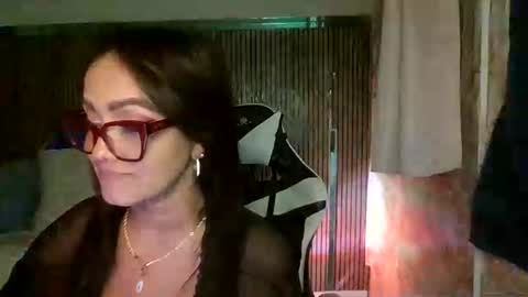 yameil online show from 22, 7, 2026