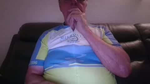 Snapshot of tacrunner66_ chatting on 22, 4, 2026 tacrunner66_ online show from 22, 4, 2026
