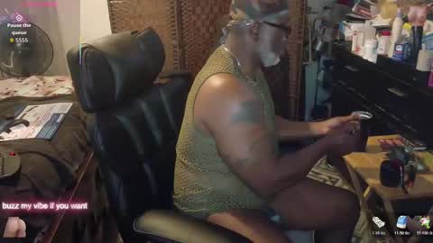 Tadaha72 online show from 11, 11, 2025