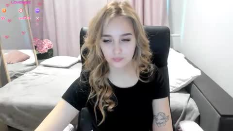 Taisia online show from 25, 2, 2026