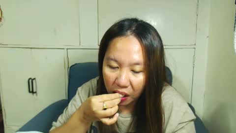 Snapshot of takemetoheavenbaby chatting on 27, 12, 2024 anne online show from 27, 12, 2024