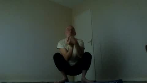 Jack Pierrot online show from 22, 12, 2025