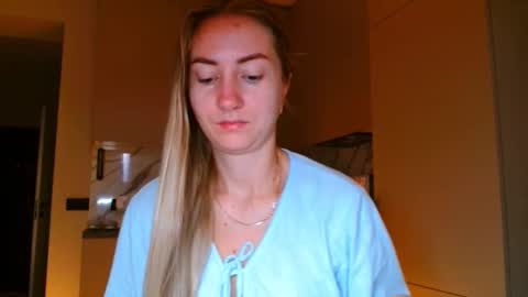  Kira  online show from 18, 11, 2025