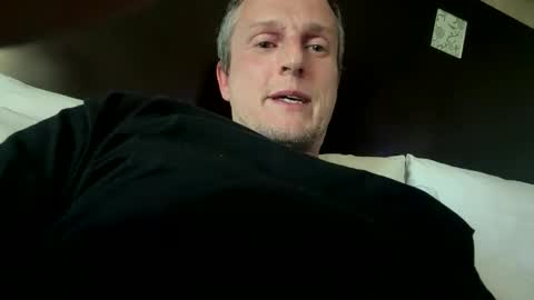 first stream was very fun grateful for every follow and super active chat online show from 21, 4, 2026