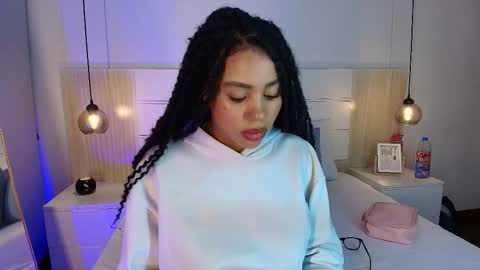 Snapshot of tamara_walter chatting on 13, 12, 2025 Tamara online show from 13, 12, 2025