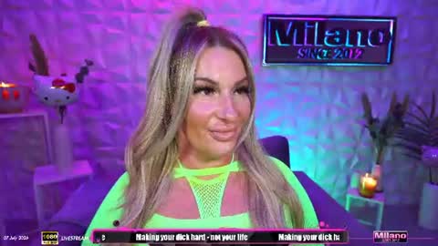 Snapshot of tamaramilano chatting on 7, 7, 2026 TamaraMilano online show from 7, 7, 2026