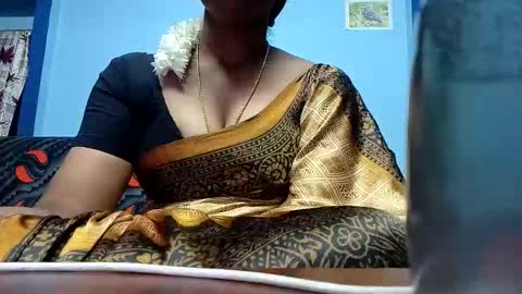 Snapshot of tamilmadhi520 chatting on 26, 11, 2025 tamilmadhi520 online show from 26, 11, 2025