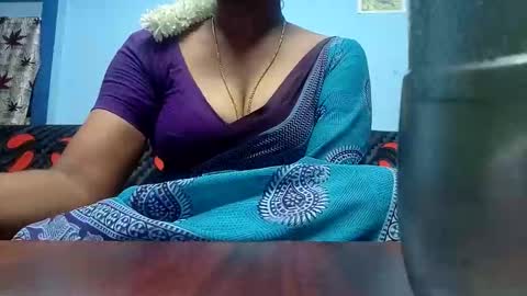 Snapshot of tamilmadhi520 chatting on 29, 4, 2026 tamilmadhi520 online show from 29, 4, 2026