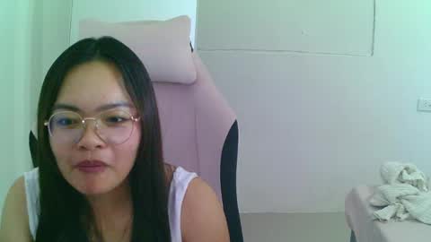 Snapshot of tammipoulton chatting on 31, 5, 2026 Angel online show from 31, 5, 2026