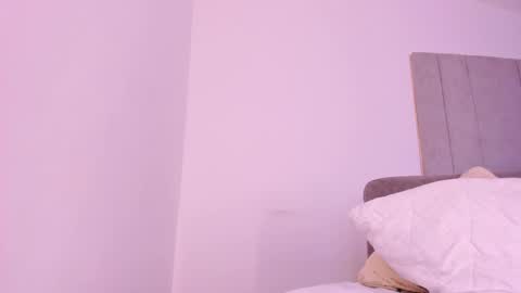 Tamy Leen online show from 18, 2, 2025