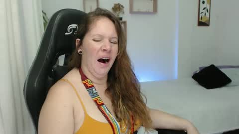 Snapshot of tamy_shine87 chatting on 2, 1, 2025 Im Samy online show from 2, 1, 2025