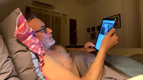 Dominique online show from 7, 2, 2025