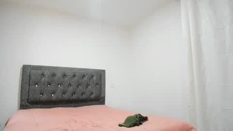 taniabonnet  online show from 18, 12, 2025