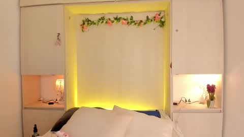  T A R A  online show from 25, 3, 2026