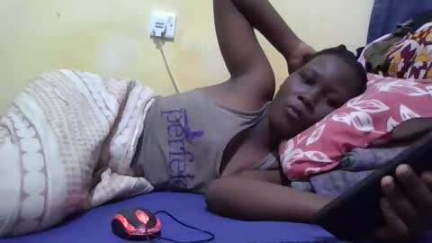 Snapshot of tashacute20 chatting on 29, 4, 2026 tashacute20 online show from 29, 4, 2026