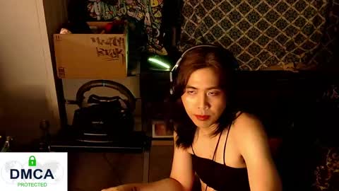 Snapshot of tashakai chatting on 24, 12, 2024 TashaKai online show from 24, 12, 2024