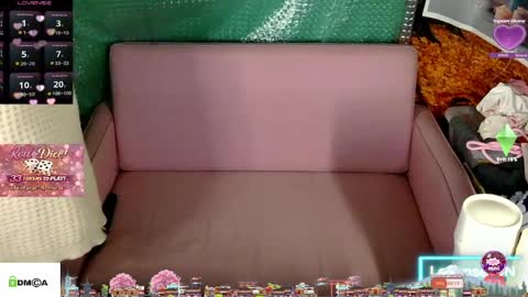 Snapshot of tashakai chatting on 8, 4, 2026 TashaKai online show from 8, 4, 2026