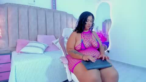 tashasant online show from 18, 6, 2026