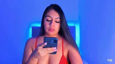 Snapshot of tatiana_2000 chatting on 12, 12, 2024 Tatiana online show from 12, 12, 2024