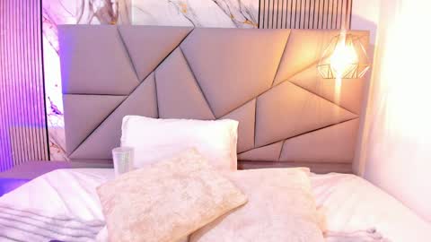 Snapshot of tatihornyy chatting on 1, 4, 2026 TATI online show from 1, 4, 2026