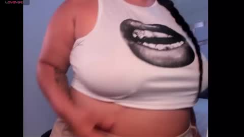 Snapshot of tatikanyx chatting on 18, 6, 2026 tatikanyx online show from 18, 6, 2026