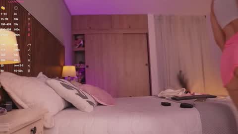 Snapshot of tatikiss_ chatting on 27, 2, 2026 Tatiana independent girl online show from 27, 2, 2026