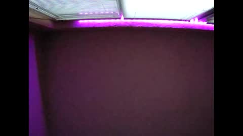 Snapshot of tatko874482 chatting on 6, 1, 2026 Beliqnegar online show from 6, 1, 2026