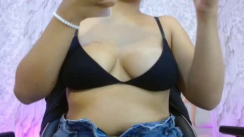 Snapshot of tatti_tay chatting on 22, 2, 2026 tatis online show from 22, 2, 2026
