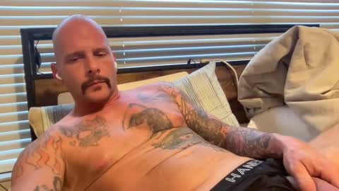 Snapshot of tattooman5555 chatting on 29, 10, 2025 Tattooman online show from 29, 10, 2025