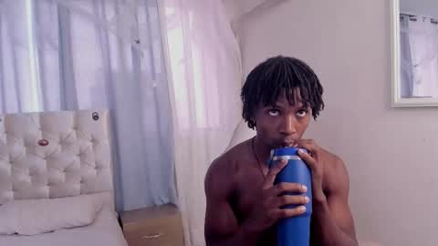 tau_montes online show from 21, 10, 2025