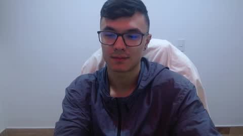 Snapshot of taurus4k chatting on 6, 12, 2024 taurus4k online show from 6, 12, 2024