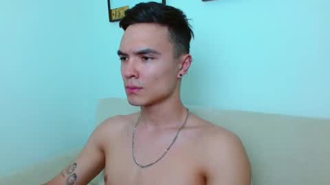 Snapshot of taurus4k chatting on 17, 12, 2024 taurus4k online show from 17, 12, 2024