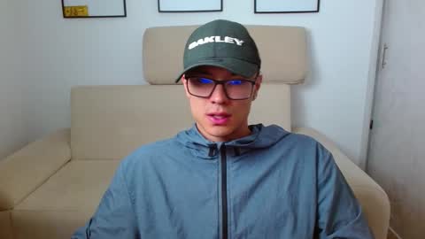 Snapshot of taurus4k chatting on 23, 1, 2025 taurus4k online show from 23, 1, 2025