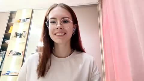 Snapshot of tawnyzenisek chatting on 5, 7, 2026 Veronica online show from 5, 7, 2026