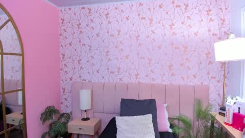 Taylor Bennet online show from 30, 11, 2025